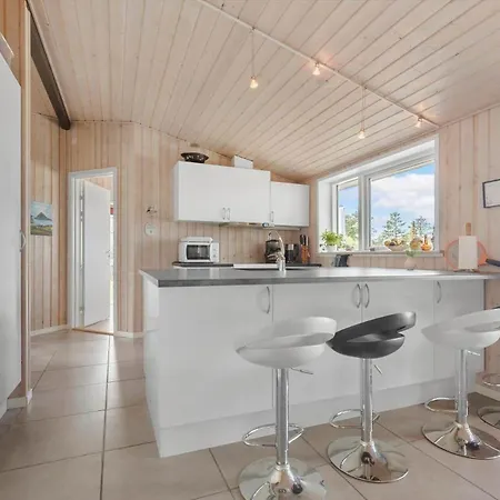 בית נופש 8813-glesborg-ravnsagervej-4 *