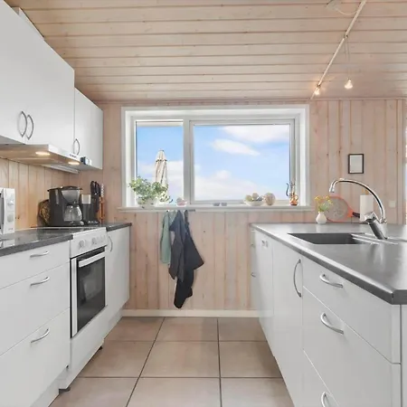 8813-glesborg-ravnsagervej-4 בית נופש *