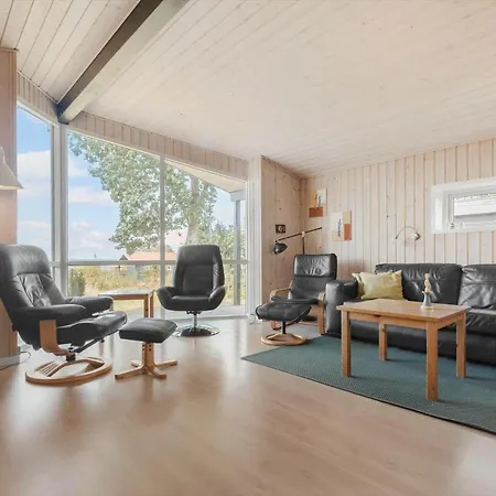 8813-glesborg-ravnsagervej-4 * Glesborg