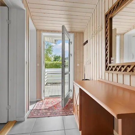 8813-glesborg-ravnsagervej-4 * Glesborg